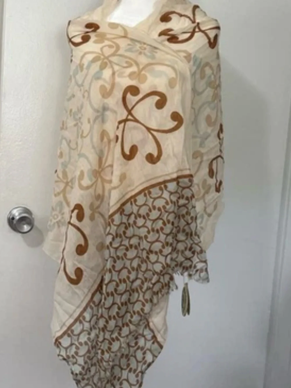 Spartina 449 Tan & Cream Patterned Wrap Scarf